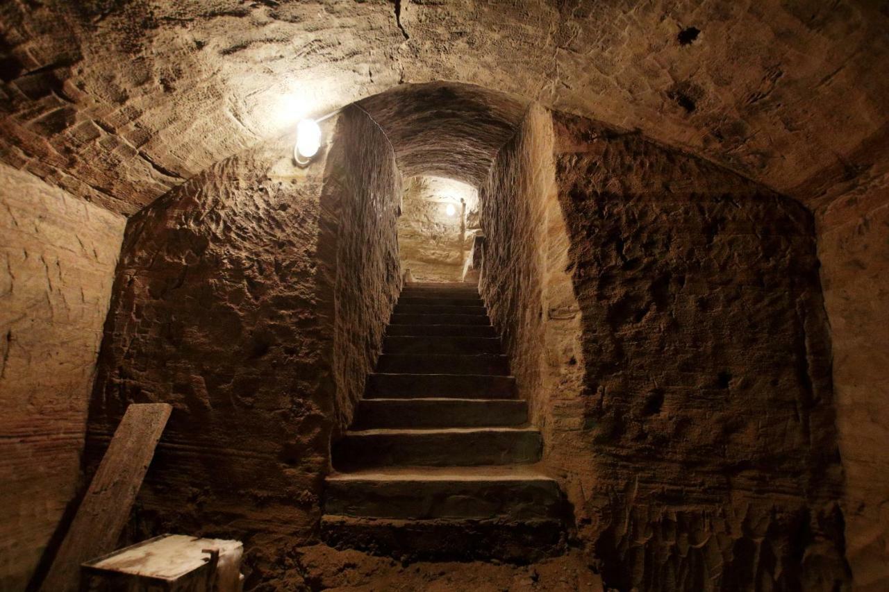 La Rocca Di Efisio Costigliole d'Asti Exterior foto